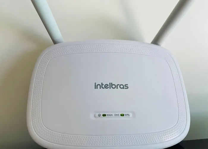 Conforto e Praticidade Próximo à Praia do Forte e Praia das Dunas com WiFi 309